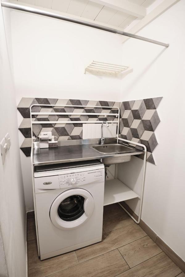 Scalo Al Castello Apartment Locate di Triulzi Ngoại thất bức ảnh